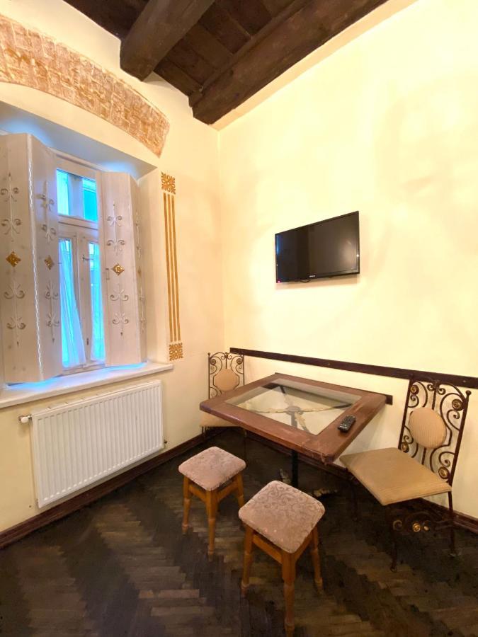 Квартира Подобово На Вулиці Валова 21А Lviv Exterior foto