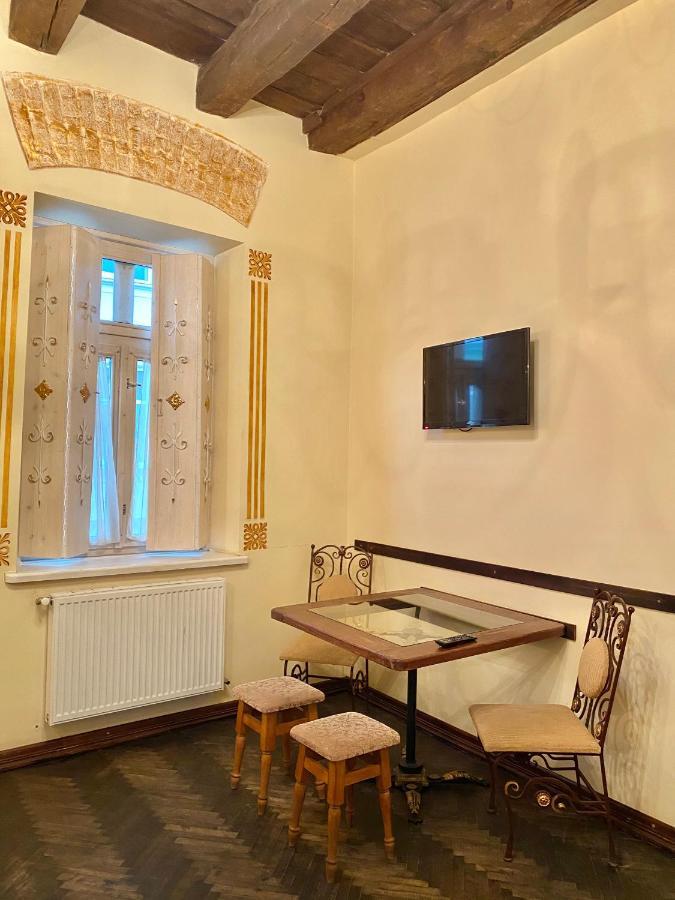 Квартира Подобово На Вулиці Валова 21А Lviv Exterior foto